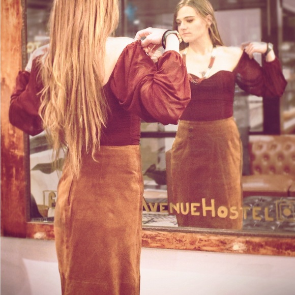 Casual Corner Suede Midi Skirt Sz 8 - Picture 4 of 4